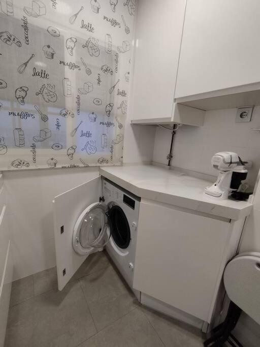 Apartamento En Jerez 3 Dormitorios Y 2 Banos Jerez de la Frontera Buitenkant foto