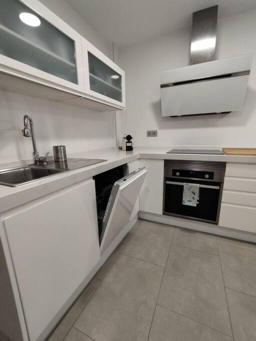 Apartamento En Jerez 3 Dormitorios Y 2 Banos Jerez de la Frontera Buitenkant foto